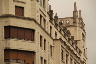 Bilbao mahallesinde bir bina.