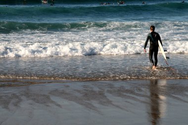 Bask ülkesinde sörf yapmak