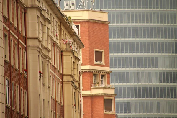 Edificio Quartiere Bilbao — Foto Stock