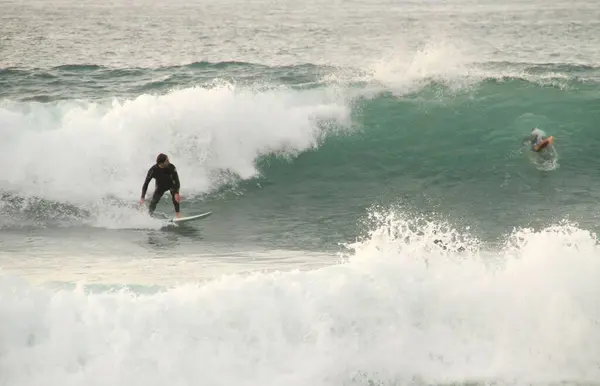 Surf Sulle Rive Dei Paesi Baschi — Foto Stock