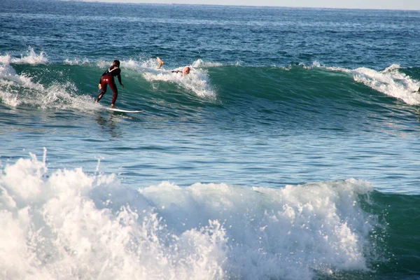 Surf Sulle Rive Dei Paesi Baschi — Foto Stock