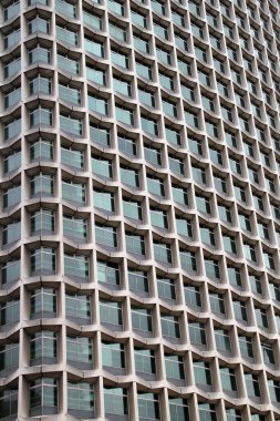 Londra şehir merkezinde bir bina.