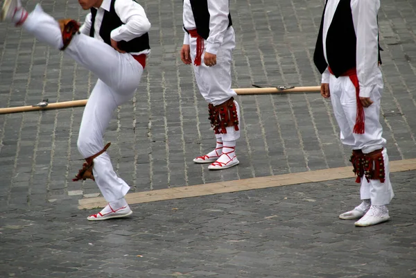 Traditioneller Baskischer Tanz Auf Einem Straßenfest — Stockfoto