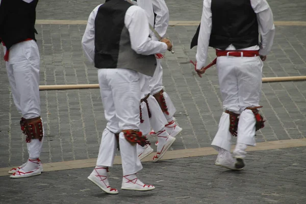 Traditioneller Baskischer Tanz Auf Einem Straßenfest — Stockfoto