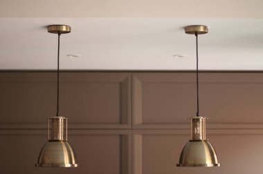 Modern lamba bir odada