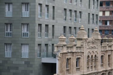 Bilbao mahallesinde bir bina.