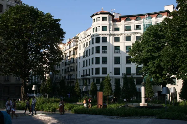 Edificio Quartiere Bilbao — Foto Stock