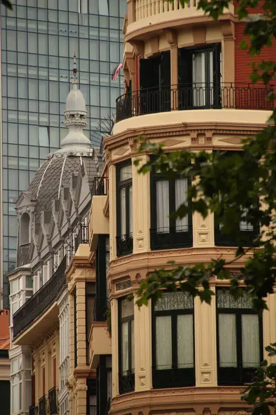 Edificio Quartiere Bilbao — Foto Stock