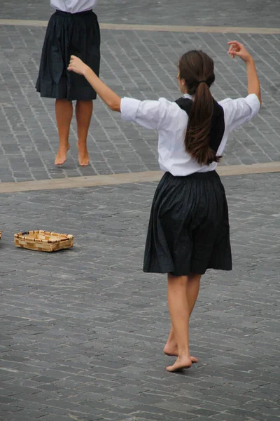 Dança Basca Tradicional Festival Folclórico — Fotografia de Stock