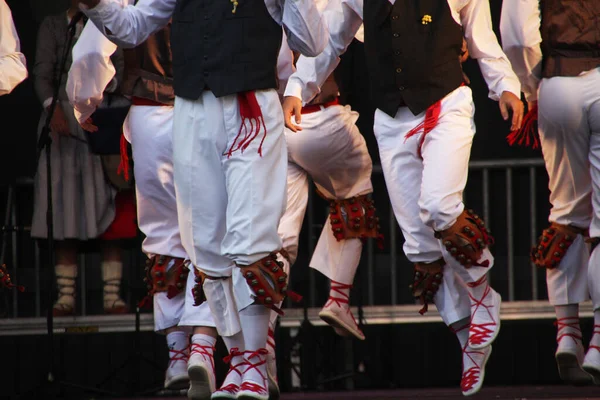 Traditioneller Baskischer Tanz Auf Einem Volksfest — Stockfoto