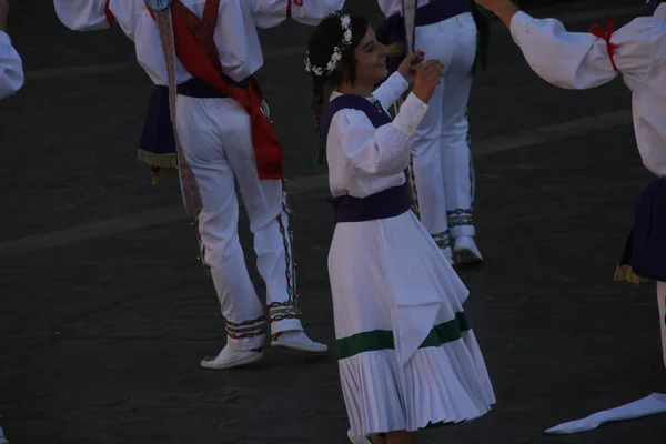 Dança Basca Tradicional Festival Folclórico — Fotografia de Stock