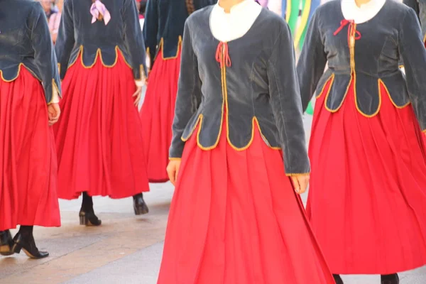 Halk Festivalinde Geleneksel Bas Dansı — Stok fotoğraf