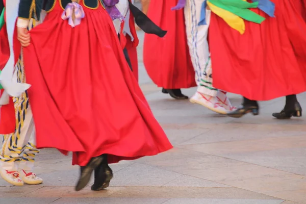 Dança Basca Tradicional Festival Folclórico — Fotografia de Stock