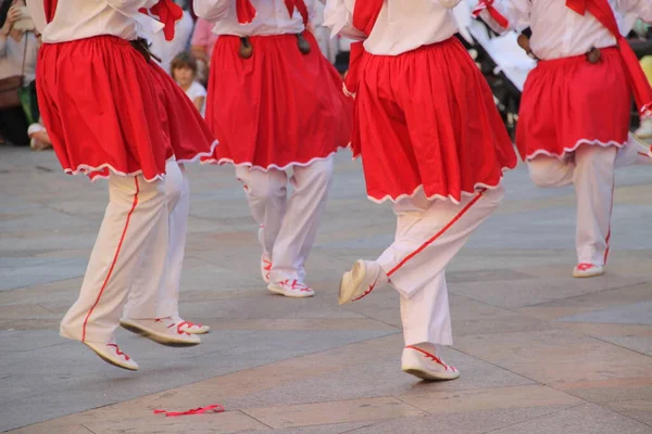 Tradiční Baskický Tanec Folkovém Festivalu — Stock fotografie