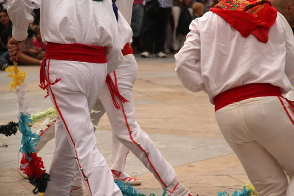 Halk Festivalinde Geleneksel Bas Dansı — Stok fotoğraf