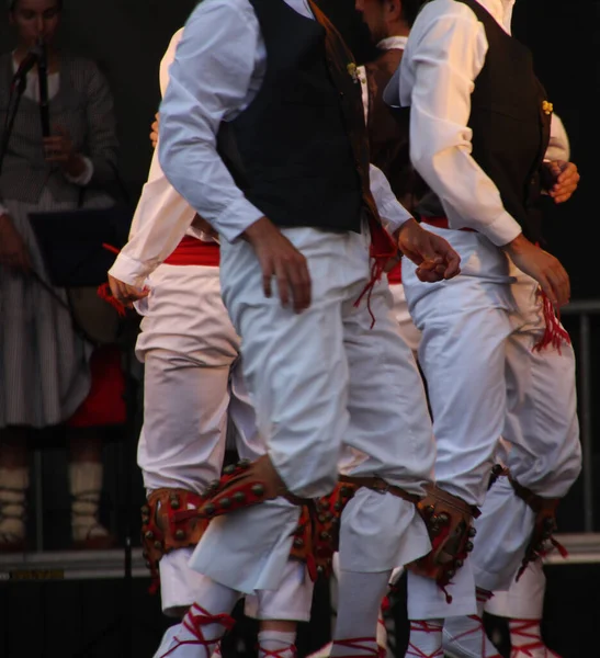 Dança Basca Tradicional Festival Folclórico — Fotografia de Stock