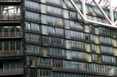 Berlin şehir merkezinde bina.