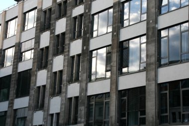 Berlin şehir merkezinde bina.