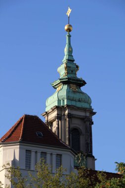 Berlin şehir merkezinde bina.