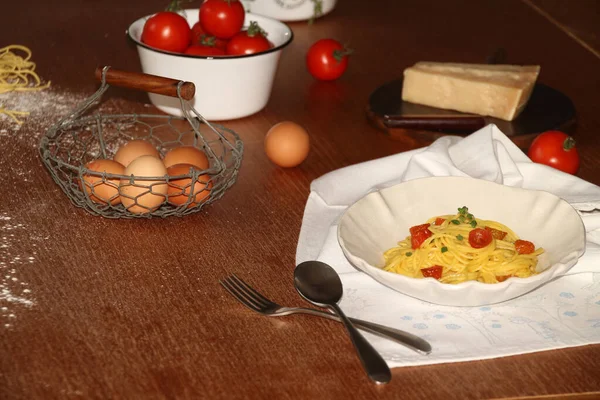 Kök Med Ingredienser För Att Laga Italienska Rätter — Stockfoto