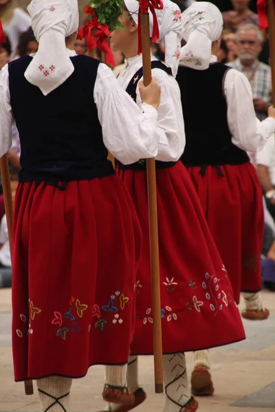 Παραδοσιακός Χορός Basque Ένα Λαϊκό Φεστιβάλ — Φωτογραφία Αρχείου