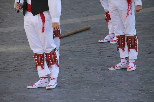 Tarian Tradisional Basque Dalam Festival Rakyat — Stok Foto