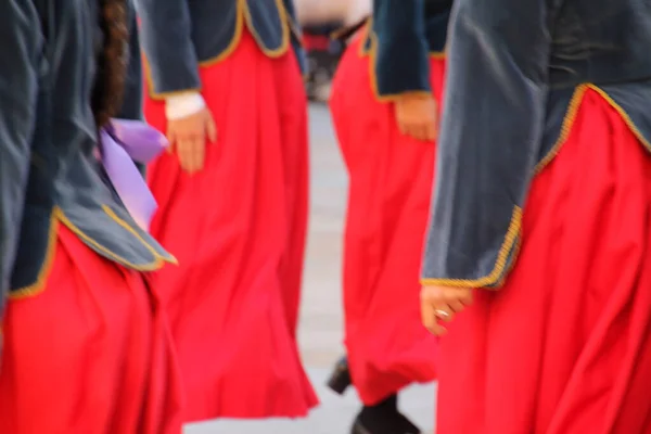 축제에서 열리는 전통적 바스크 — 스톡 사진