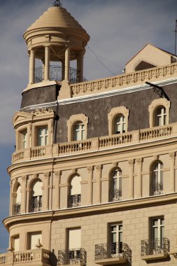 Barselona şehrinde klasik bina