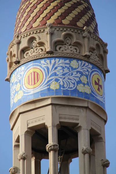 Edificio Classico Nella Città Barcellona — Foto Stock