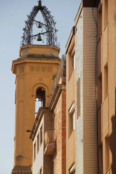 巴塞罗那市的古典建筑 — 图库照片