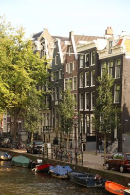 Amsterdam şehir merkezinde mimarlık