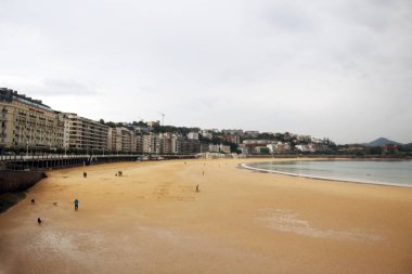 San Sebastian şehrinde bina