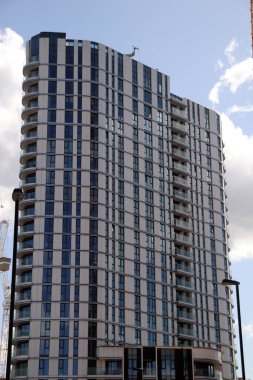 Londra şehir merkezinde bir bina.