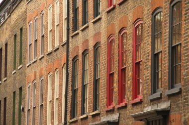 Londra şehir merkezinde bir bina.