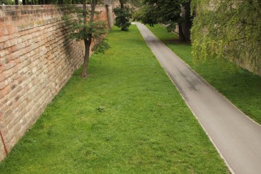 Eski Nuremberg kasabasının mimarisi.