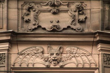 Eski Nuremberg kasabasının mimarisi.