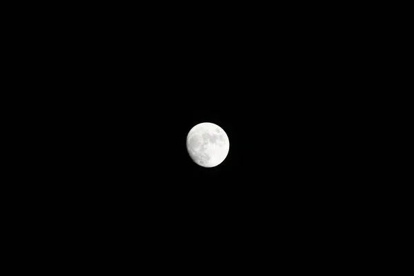 夜景中的月亮 — 图库照片