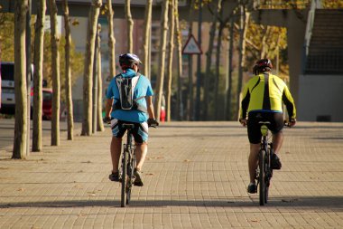 Berlin 'de bisiklet sürmek