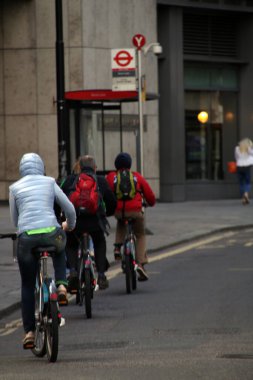 Berlin 'de bisiklet sürmek