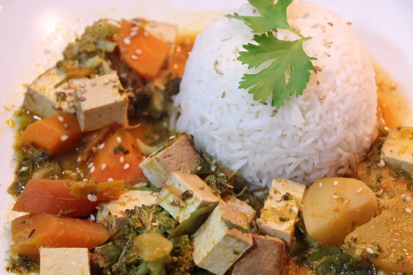 Comida Tailandesa Con Arroz Basmati — Foto de Stock