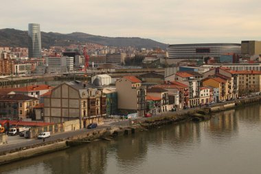 Bilbao şehrindeki şehir manzarası