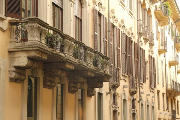 Αρχιτεκτονική Κληρονομιά Στην Παλιά Πόλη Του Μιλάνου — Φωτογραφία Αρχείου