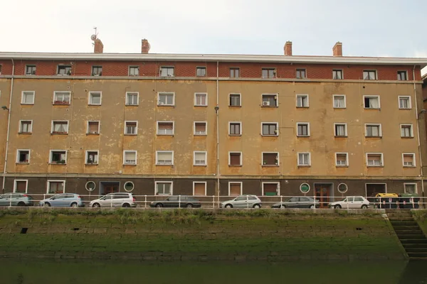 Edificio Quartiere Bilbao — Foto Stock