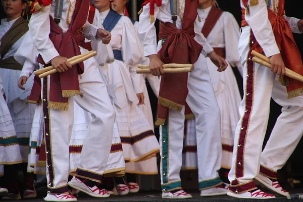 Παραδοσιακός Χορός Basque Ένα Λαϊκό Φεστιβάλ — Φωτογραφία Αρχείου