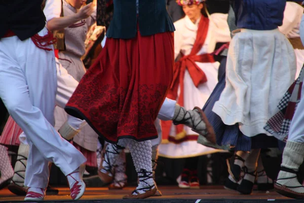 Dança Basca Tradicional Festival Folclórico — Fotografia de Stock