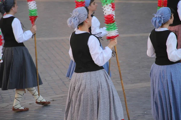 Tradycyjny Taniec Baskijski Festiwalu Folkowym — Zdjęcie stockowe