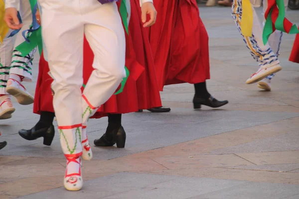 Dança Basca Tradicional Festival Folclórico — Fotografia de Stock