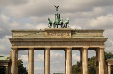 Berlin şehir merkezinde bina.