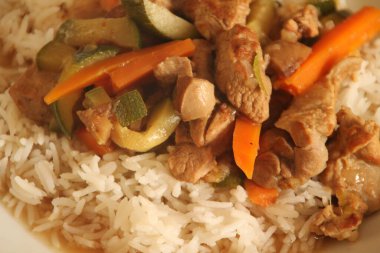 Kuzu ve kuzu etli Fas yemeği