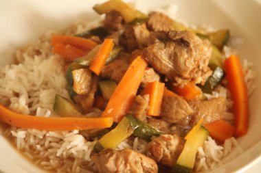 Kuzu ve kuzu etli Fas yemeği